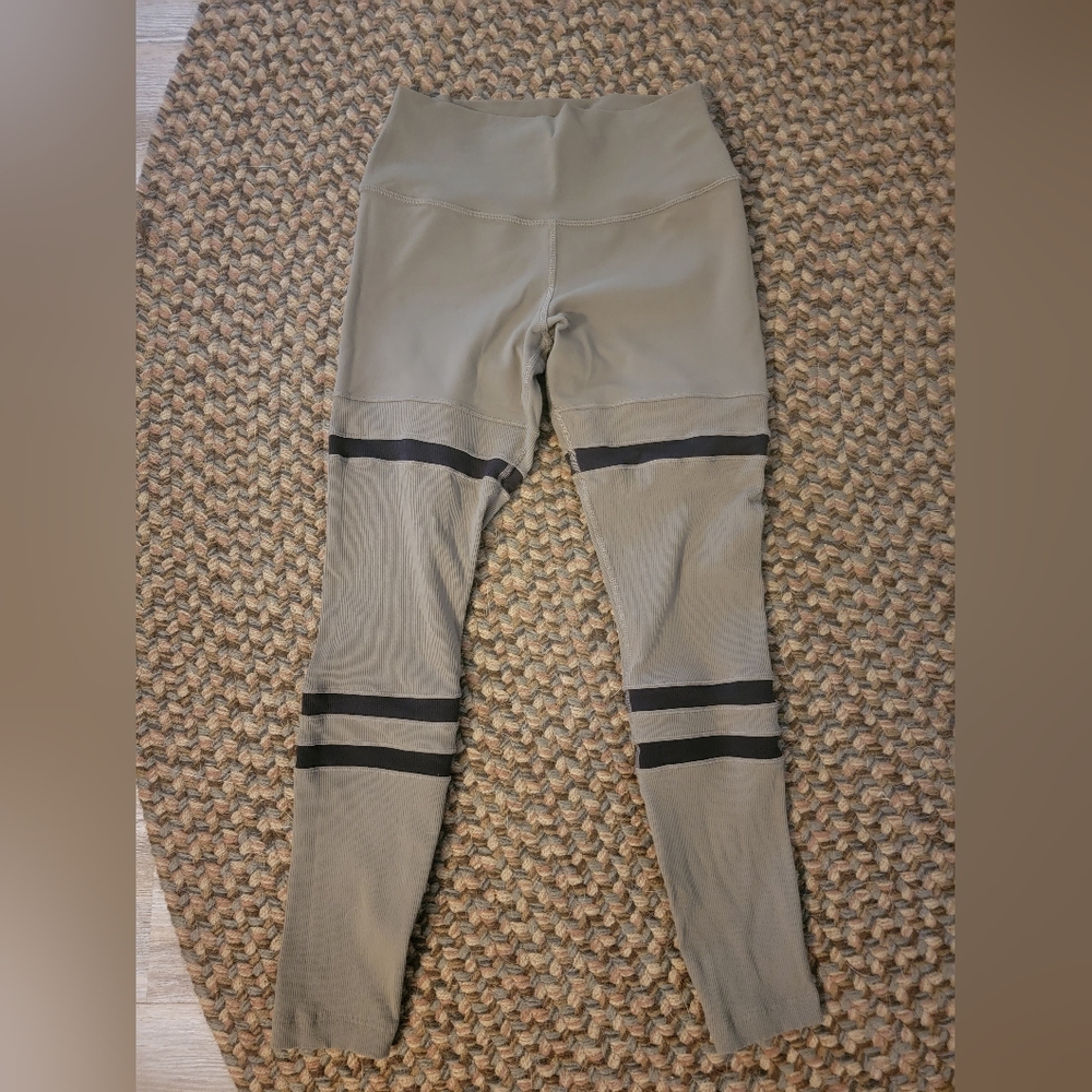 Alo Leggings, like new
